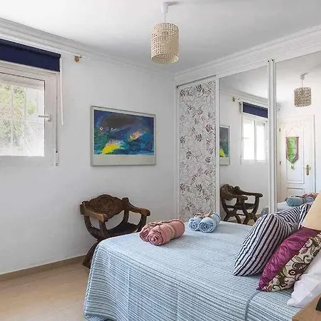 شاليه Caleta Del Sol Con Piscina Terraza Y Playa كاليتا دي فيليز